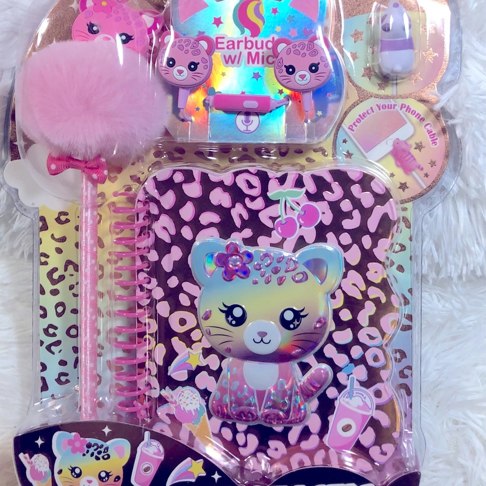 Girl Journalistic Writing Fun Leopard